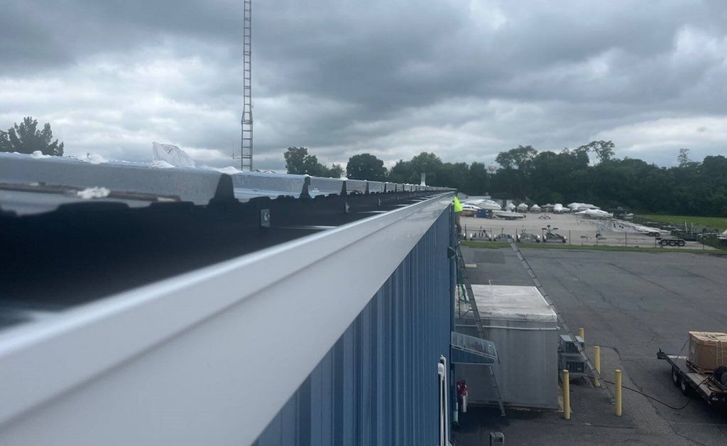what is the best commercial roofing material